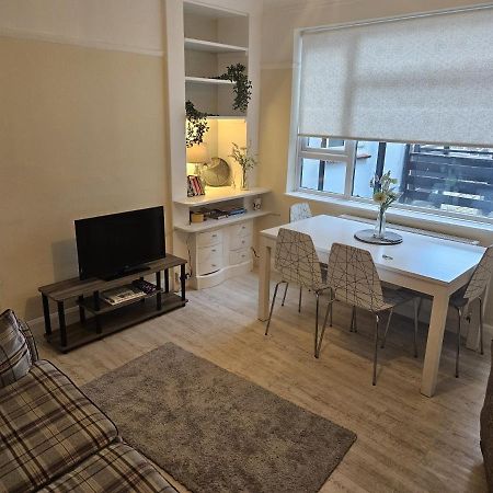 Leigh-On-Sea Retreat - 2 Bedroom Apartment Exteriör bild