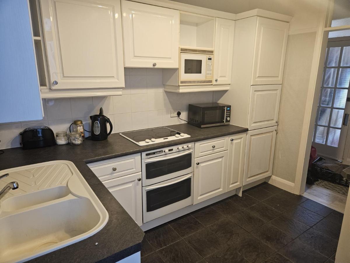 Leigh-On-Sea Retreat - 2 Bedroom Apartment Exteriör bild
